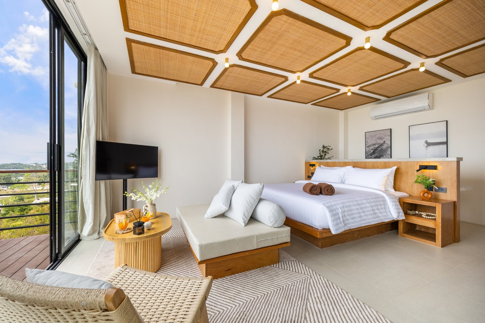 Mini Villa bedroom with rattan coffered ceiling